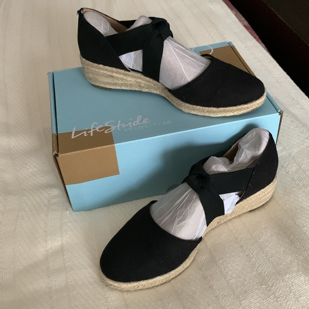 Life stride espadrilles in black
